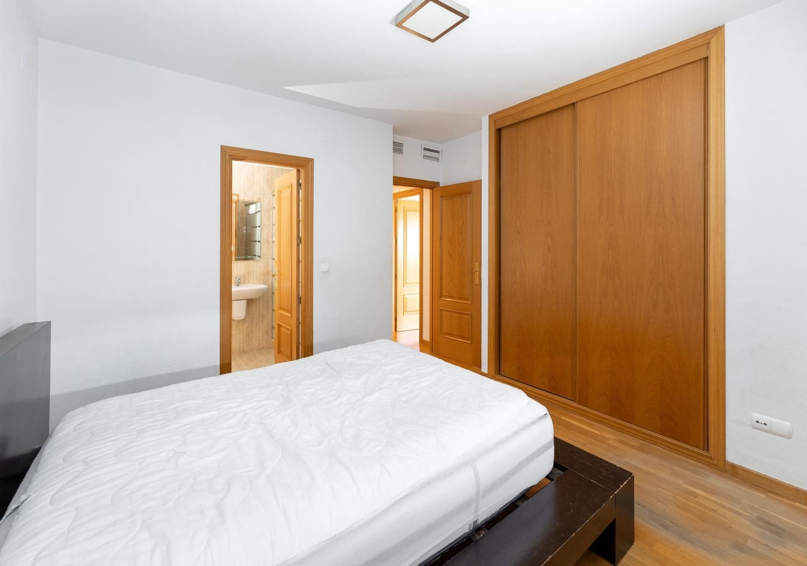 3 sovrum Lägenhet till salu i Granada stad med pool garage - 359 000 € (Ref: 10086237)