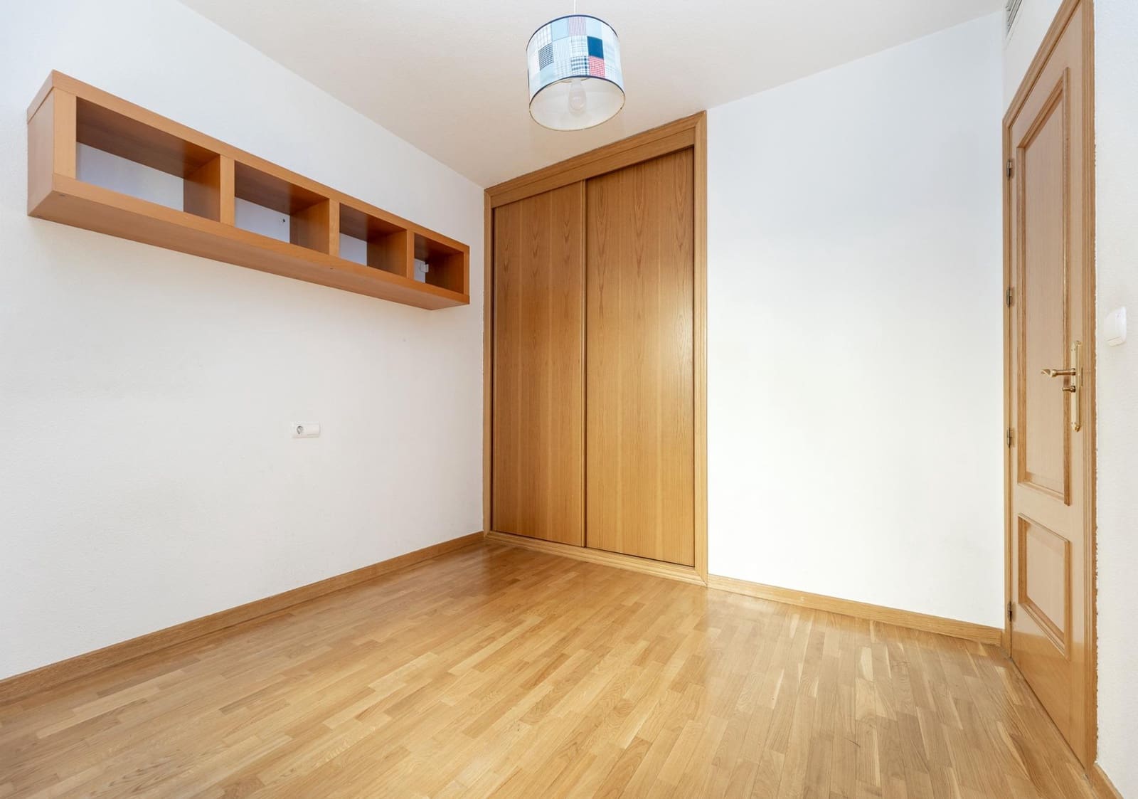 3 sovrum Lägenhet till salu i Granada stad med pool garage - 359 000 € (Ref: 10086237)