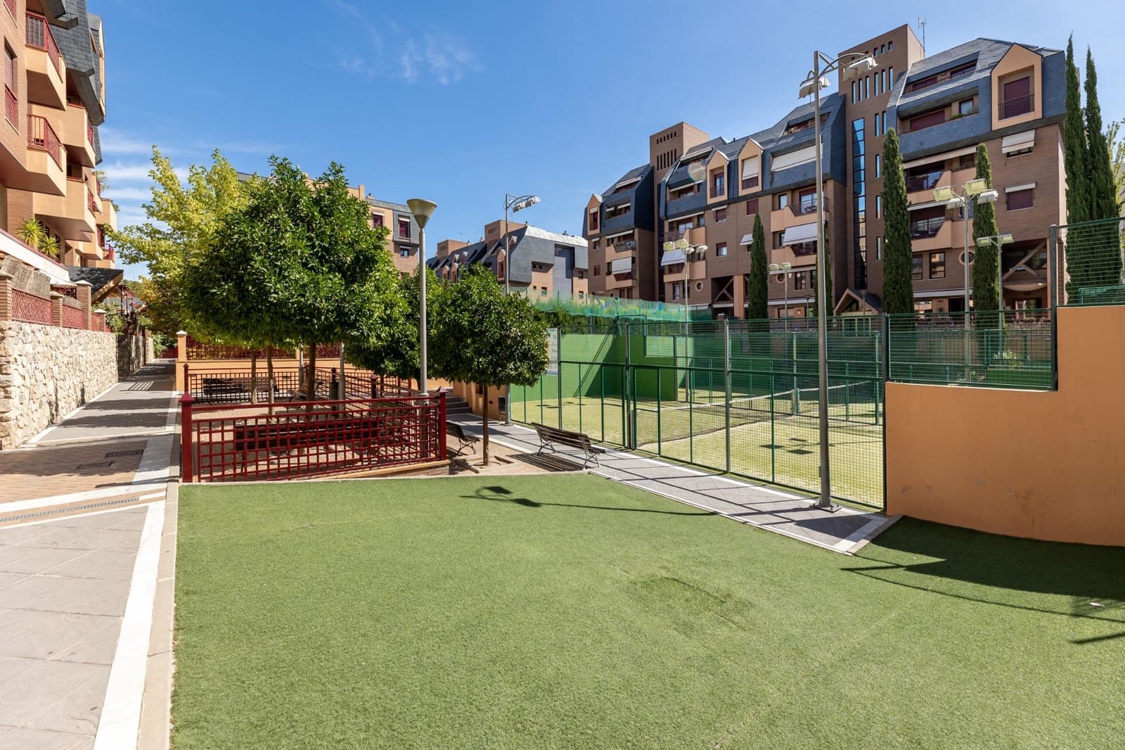 3 sovrum Lägenhet till salu i Granada stad med pool garage - 359 000 € (Ref: 10086237)