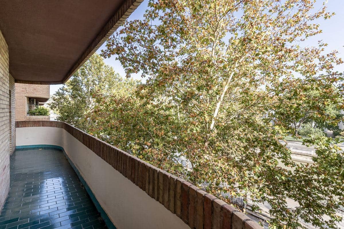 3 sovrum Lägenhet till salu i Granada stad med garage - 435 000 € (Ref: 10086238)