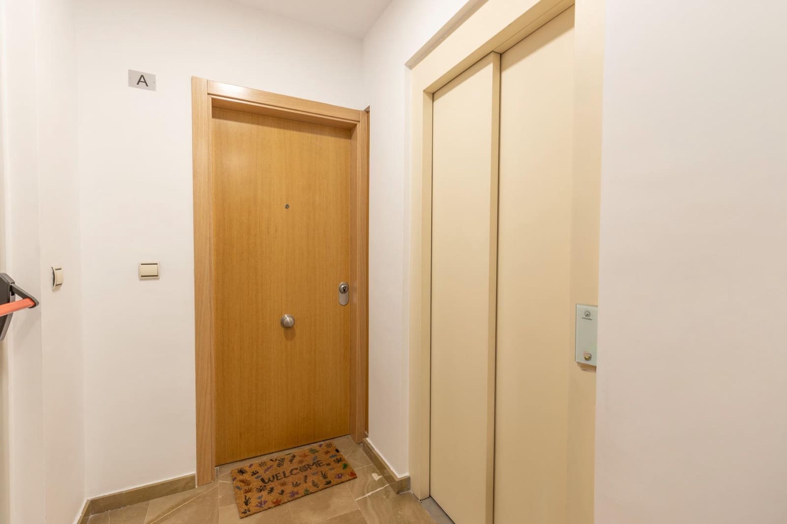 2 Zimmer Wohnung zu verkaufen in Granada Stadt mit Pool Garage - 292.000 € (Ref: 10086239)