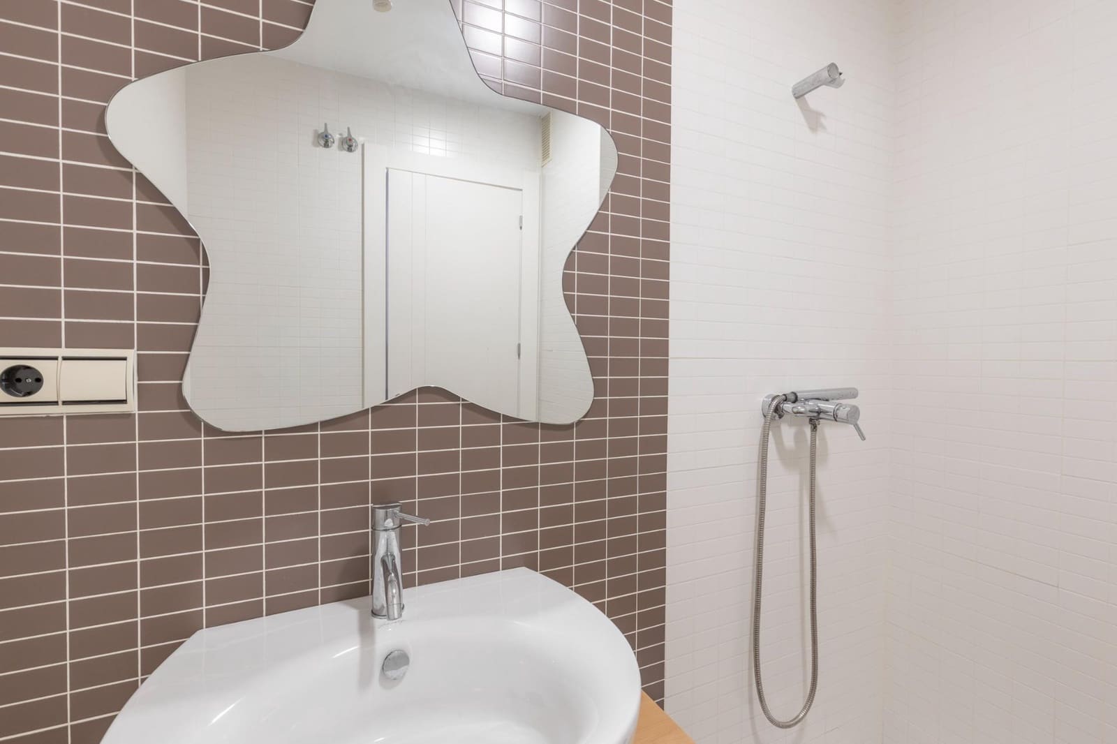 2 Zimmer Wohnung zu verkaufen in Granada Stadt mit Pool Garage - 292.000 € (Ref: 10086239)