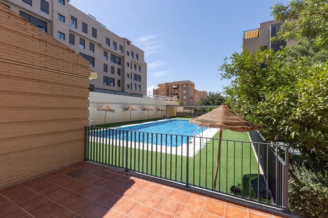2 slaapkamer Flat te koop in Avda. Federico Garcia Lorca - Nueva Estación Autobuses, Granada stad met zwembad garage - € 292.000 (Ref: 10086239)