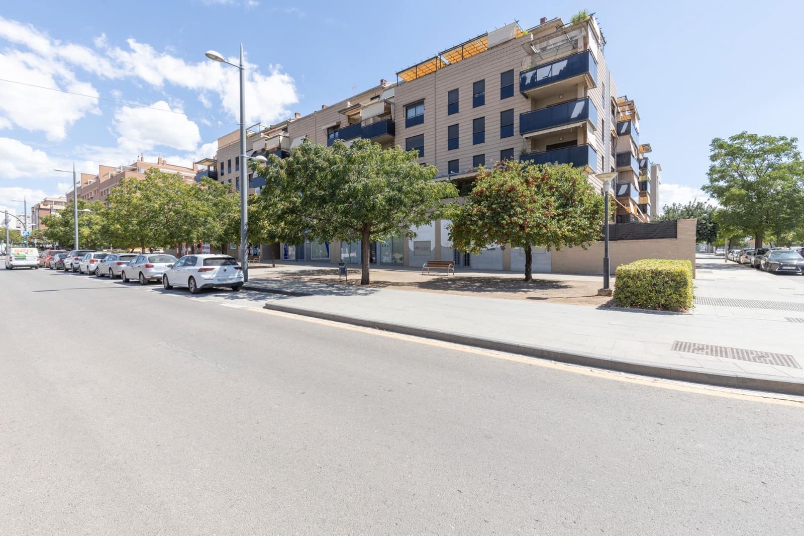 2 Zimmer Wohnung zu verkaufen in Granada Stadt mit Pool Garage - 292.000 € (Ref: 10086239)
