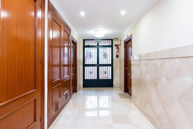 2 chambre Appartement à vendre à Grenade ville avec garage - 305 000 € (Ref: 10086243)