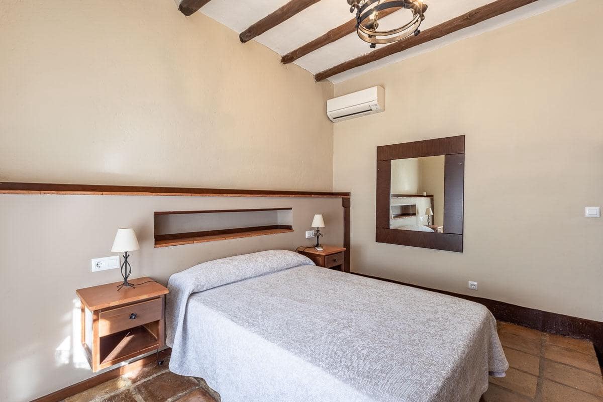 5 Zimmer Villa zu verkaufen in Illora mit Pool Garage - 650.000 € (Ref: 10098470)