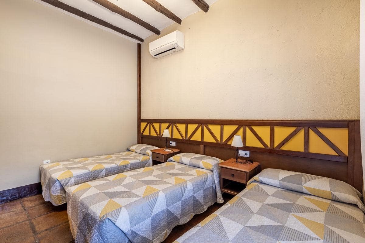 5 Zimmer Villa zu verkaufen in Illora mit Pool Garage - 650.000 € (Ref: 10098470)