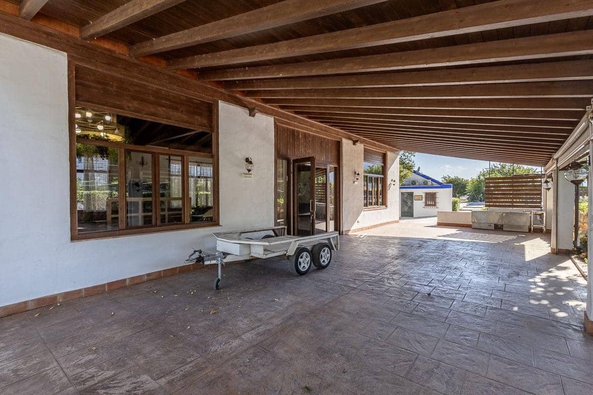 5 Zimmer Villa zu verkaufen in Illora mit Pool Garage - 650.000 € (Ref: 10098470)