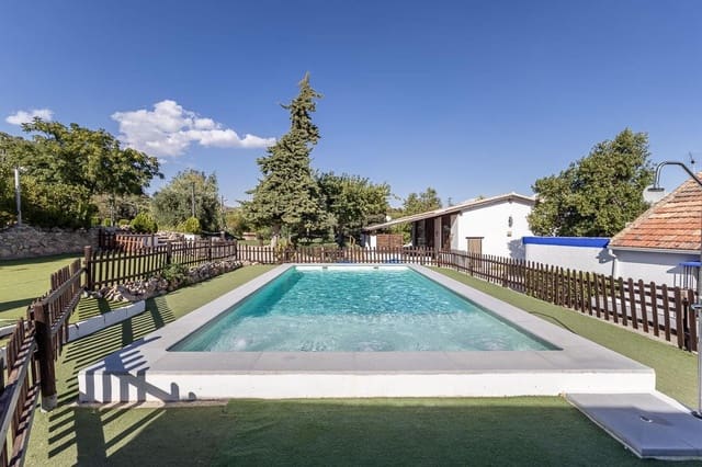 5 Zimmer Villa zu verkaufen in Illora mit Pool Garage - 650.000 € (Ref: 10098470)