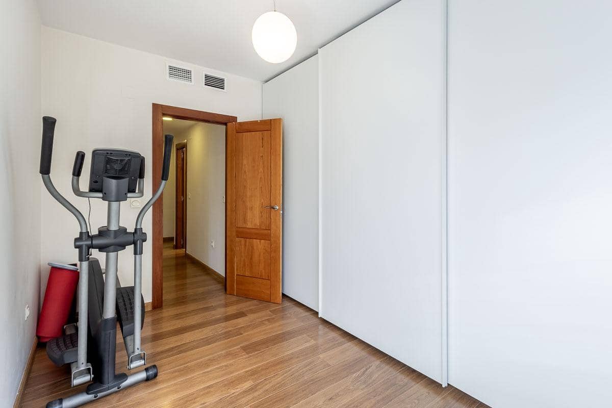 3 quarto Apartamento para venda em Granada cidade com piscina garagem - 498 000 € (Ref: 10098471)