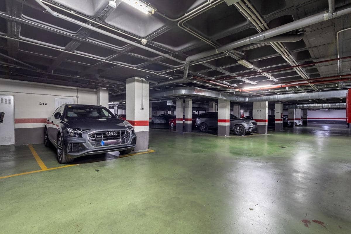 3 quarto Apartamento para venda em Granada cidade com piscina garagem - 498 000 € (Ref: 10098471)