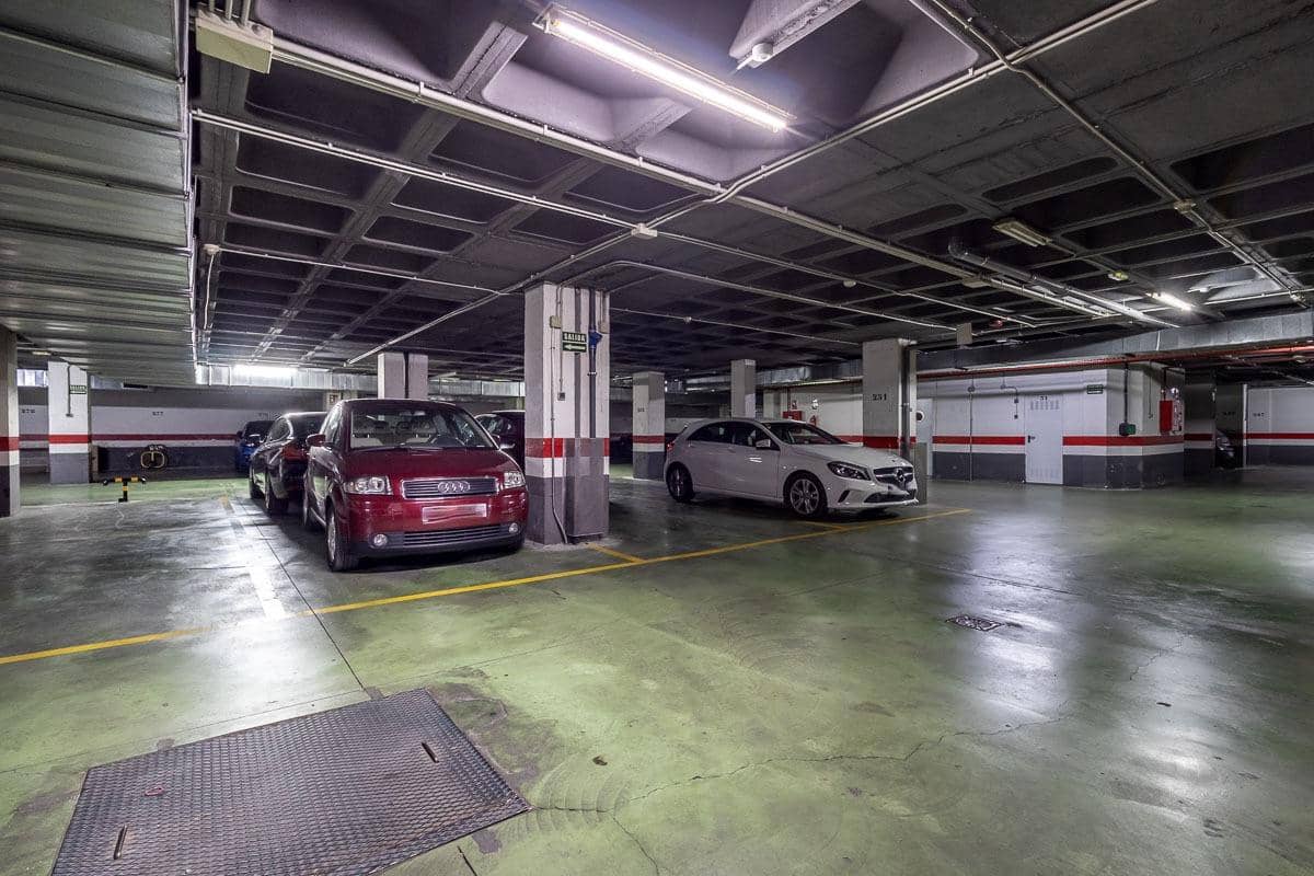 3 quarto Apartamento para venda em Granada cidade com piscina garagem - 498 000 € (Ref: 10098471)