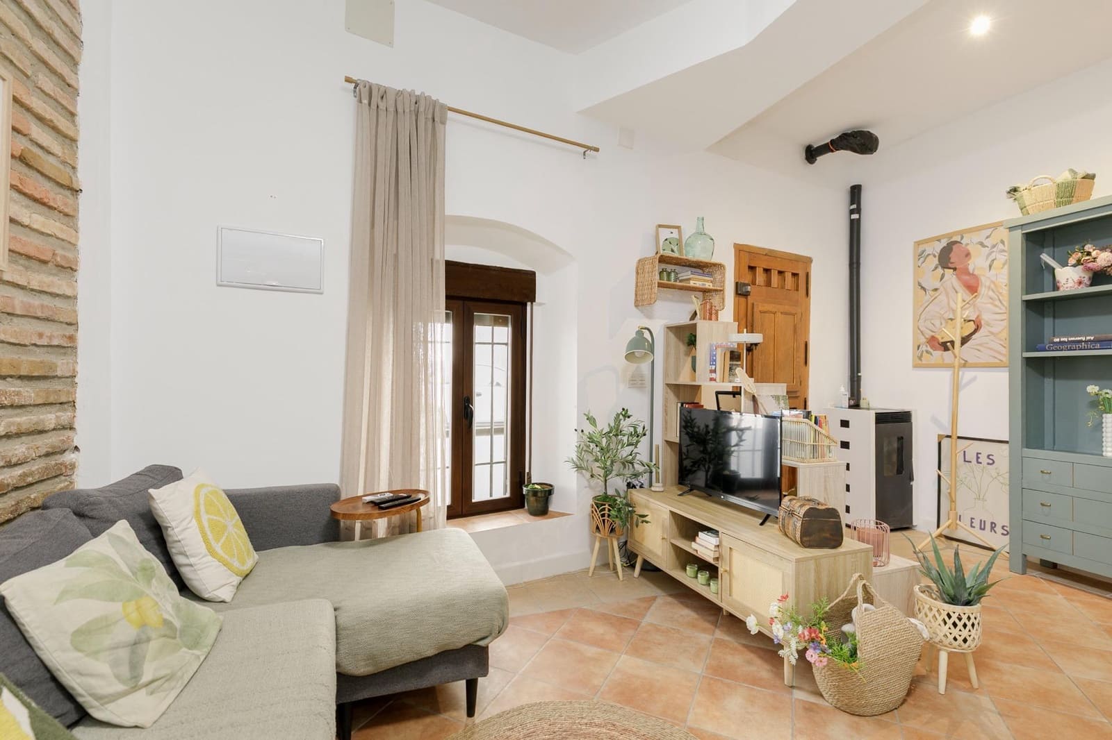 2 bedroom Terraced Villa for sale in Lecrin - € 130,000 (Ref: 10109756)