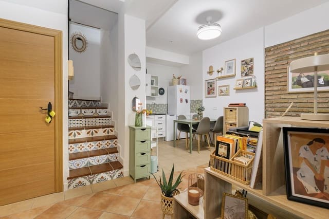 2 bedroom Terraced Villa for sale in Lecrín - € 130,000 (Ref: 10109756)