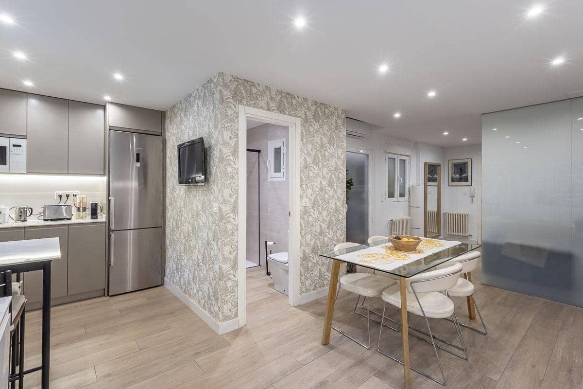 5 sovrum Lägenhet till salu i Granada stad med pool garage - 849 000 € (Ref: 10109757)