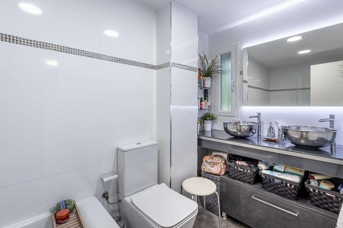 5 sovrum Lägenhet till salu i Granada stad med pool garage - 849 000 € (Ref: 10109757)