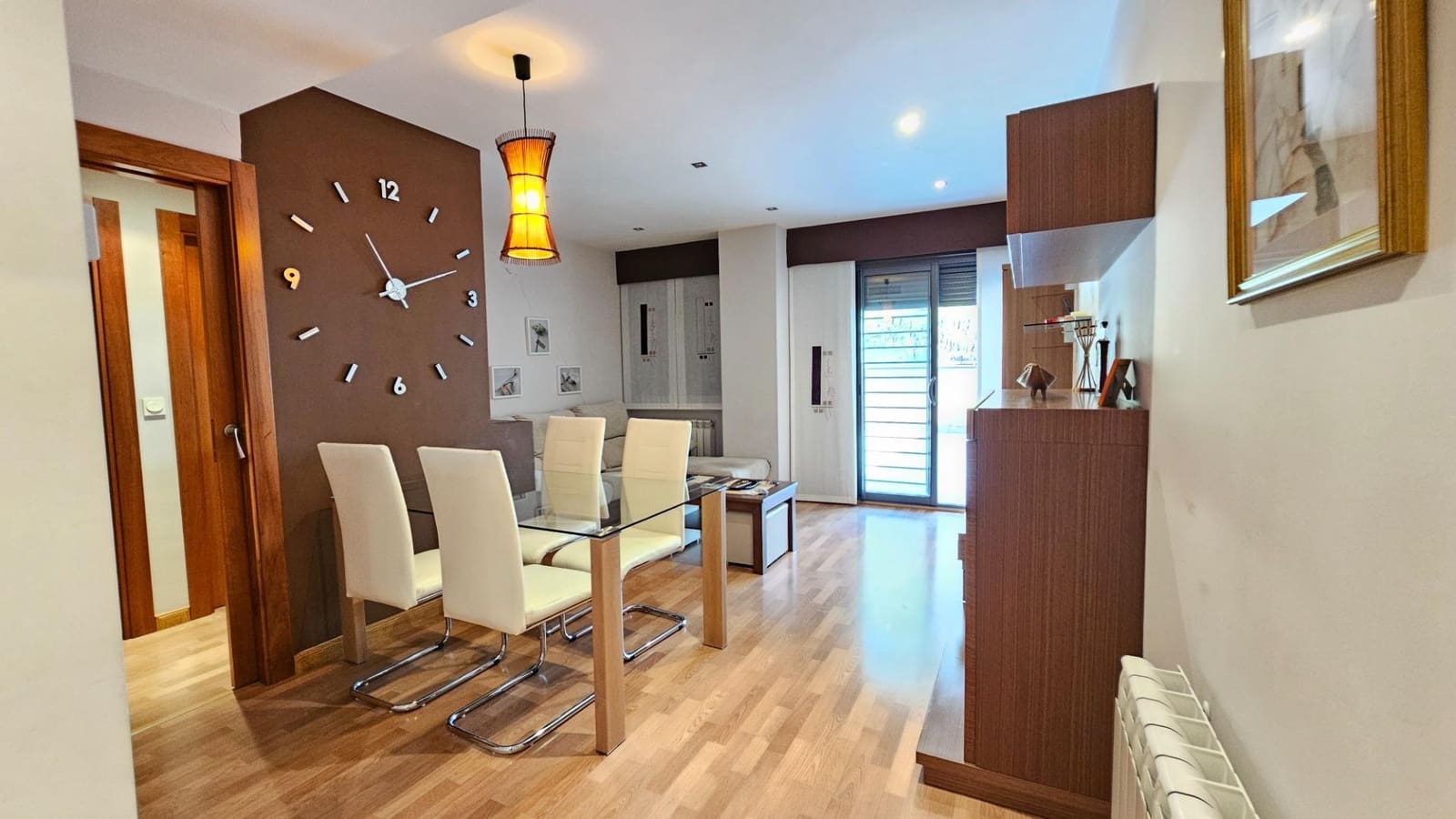 2 soverom Leilighet til leie i Granada by med svømmebasseng garasje - € 1 050 (Ref: 10129564)