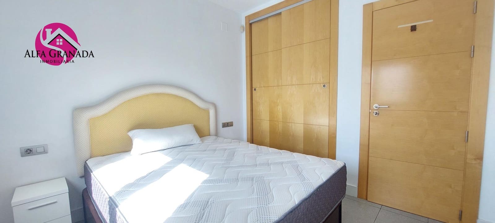 1 soverom Leilighet til leie i Granada by med svømmebasseng garasje - € 750 (Ref: 10147190)