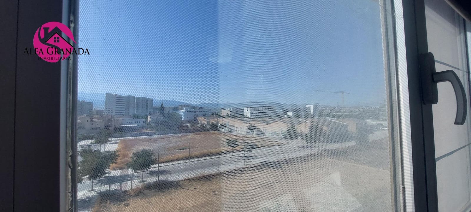 1 soverom Leilighet til leie i Granada by med svømmebasseng garasje - € 750 (Ref: 10147190)