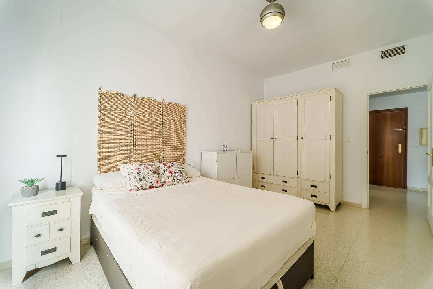 2 bedroom Flat for sale in Castell de Ferro - € 225,000 (Ref: 10148873)