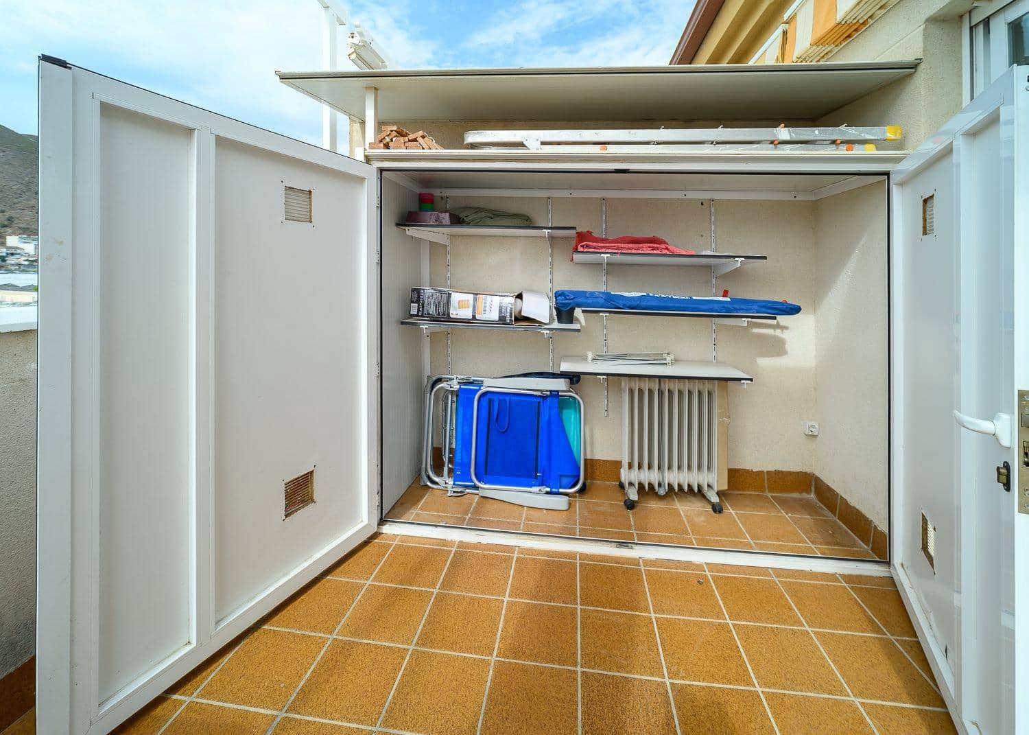 2 bedroom Flat for sale in Castell de Ferro - € 225,000 (Ref: 10148873)