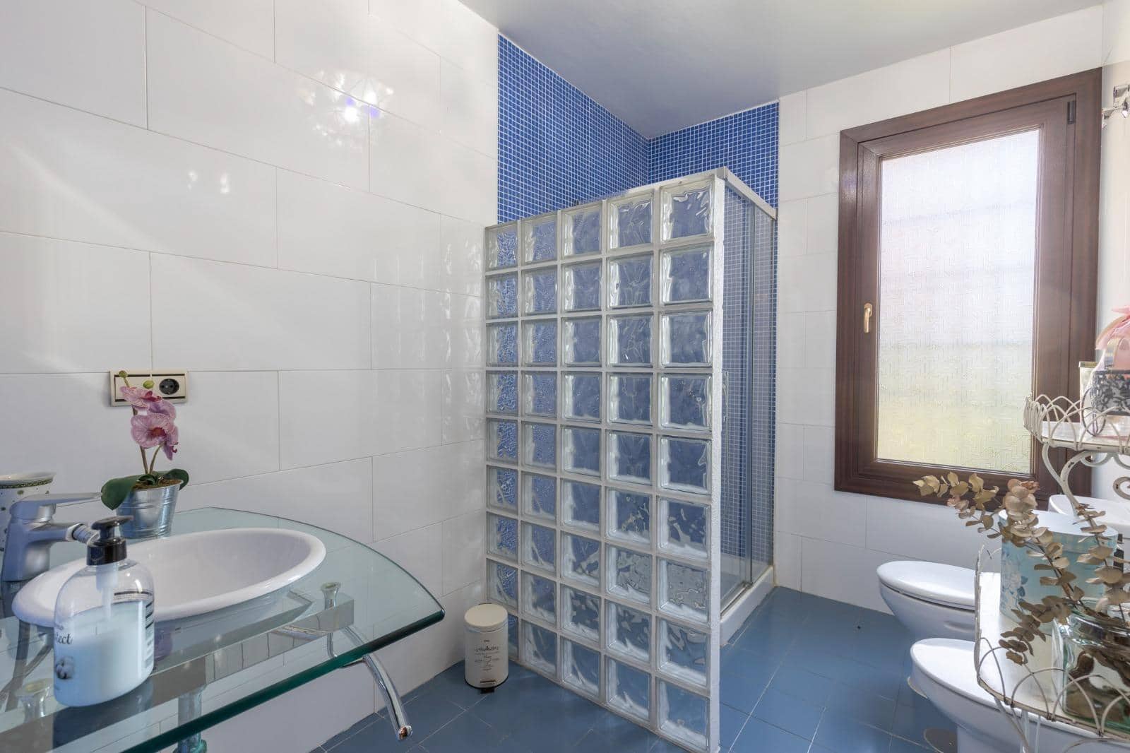 4 bedroom Villa for sale in Vegas del Genil with pool garage - € 429,000 (Ref: 10161553)