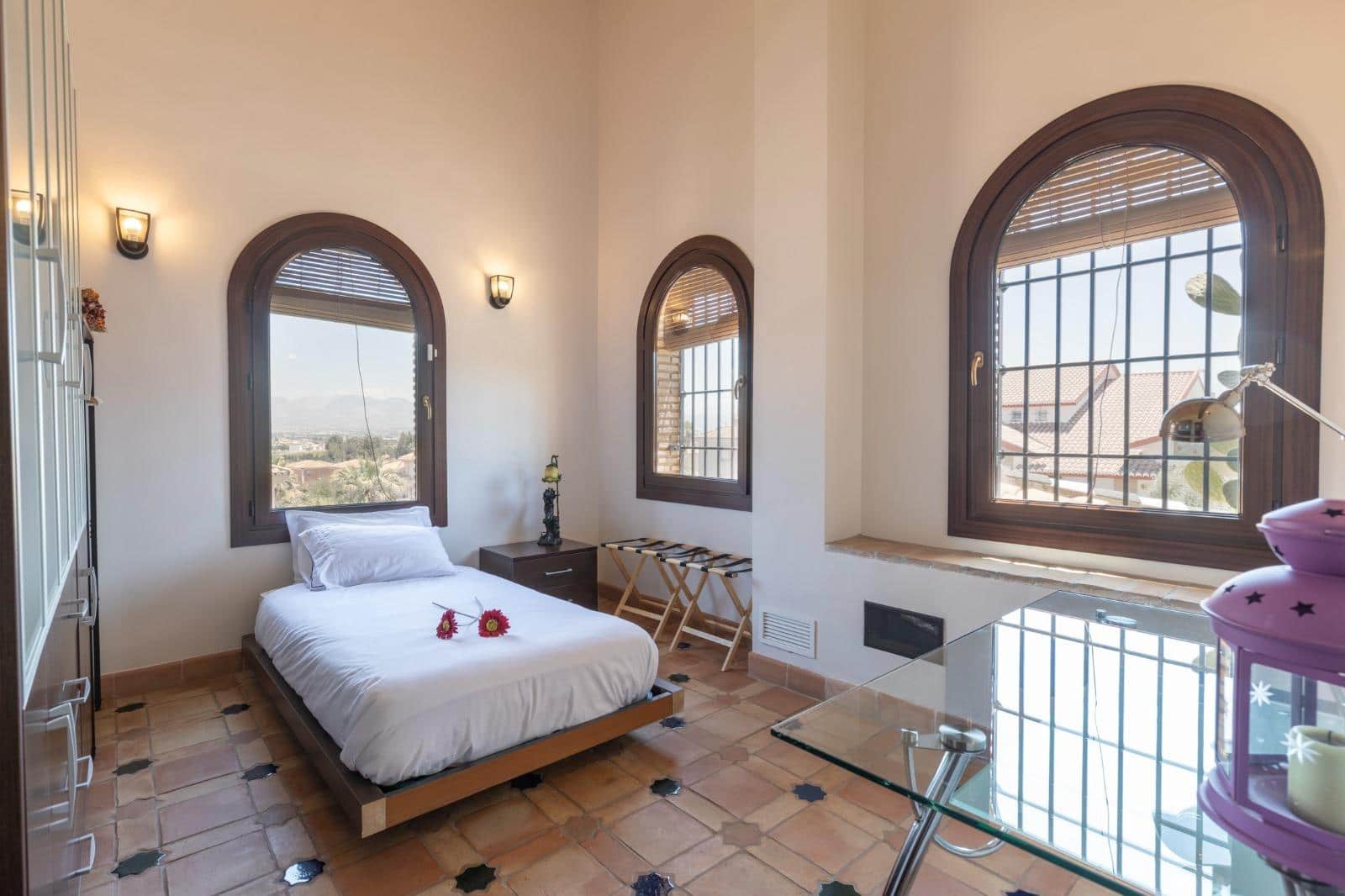 4 bedroom Villa for sale in Vegas del Genil with pool garage - € 429,000 (Ref: 10161553)