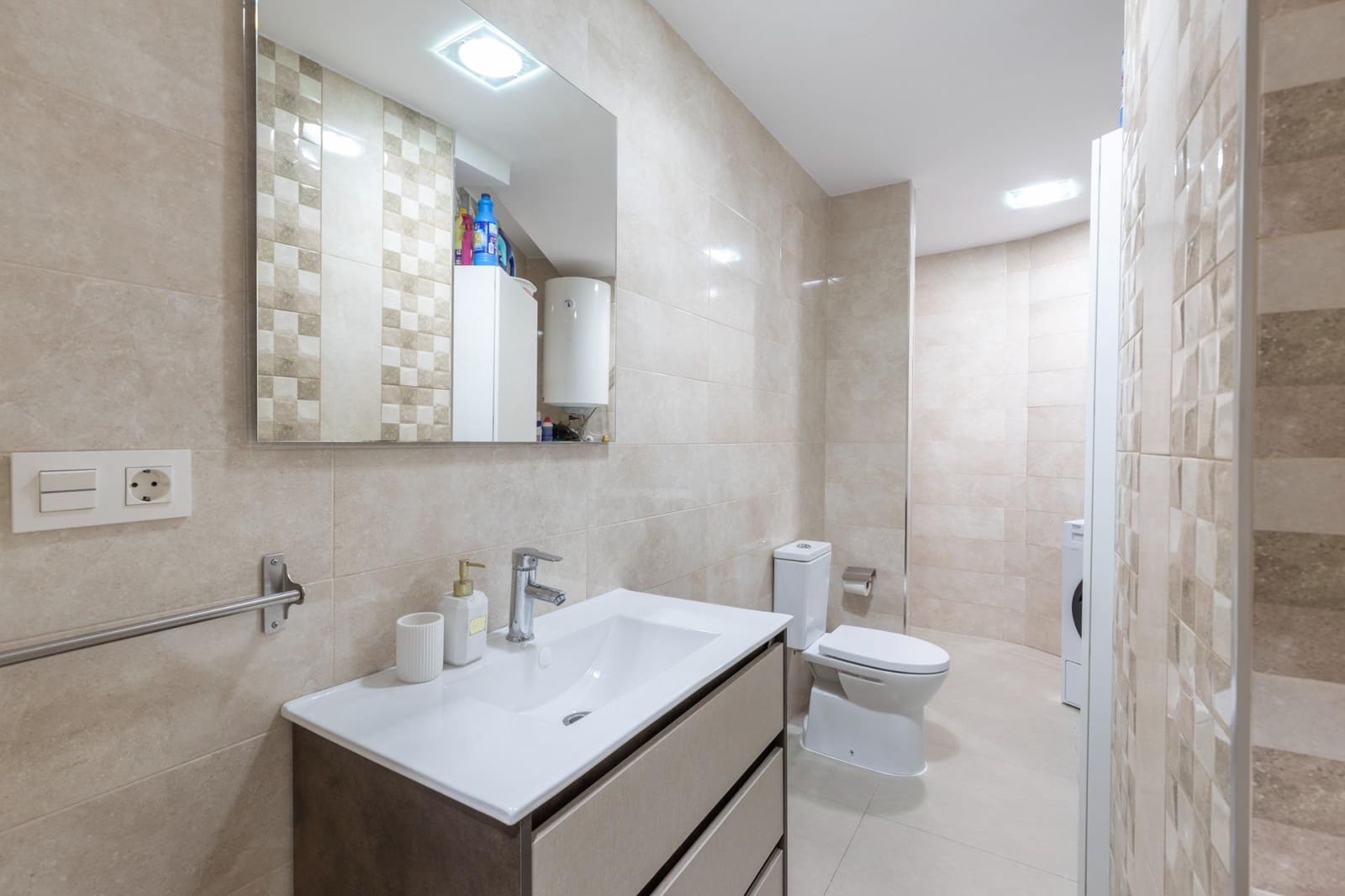 3 sovrum Lägenhet till salu i Granada stad - 499 000 € (Ref: 10165090)
