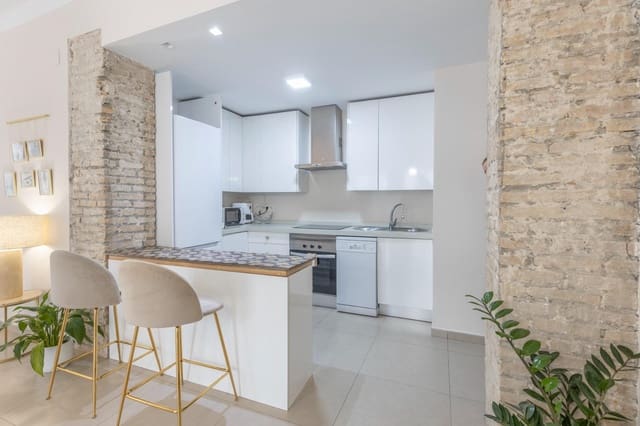 3 sovrum Lägenhet till salu i Centro, Granada stad - 499 000 € (Ref: 10165090)