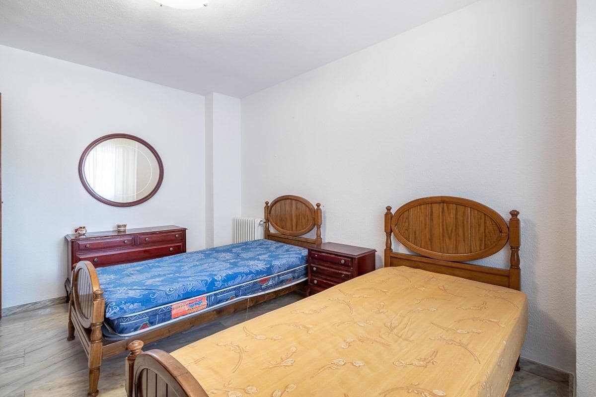 4 soverom Leilighet til salgs i Granada by med garasje - € 440 000 (Ref: 10185009)