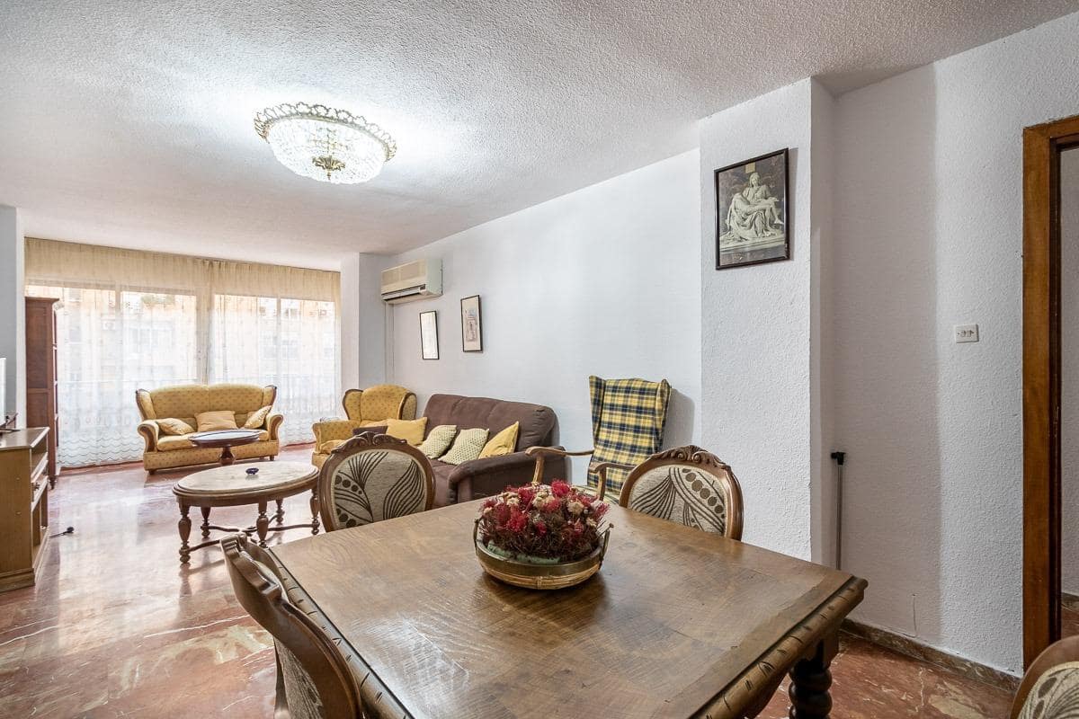 4 soverom Leilighet til salgs i Granada by med garasje - € 440 000 (Ref: 10185009)
