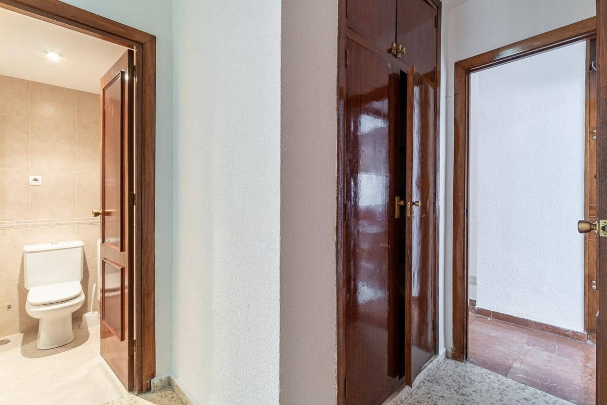 4 soverom Leilighet til salgs i Granada by med garasje - € 440 000 (Ref: 10185009)