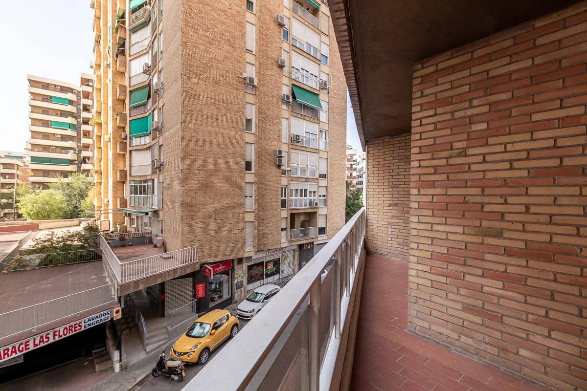 4 soverom Leilighet til salgs i Granada by med garasje - € 440 000 (Ref: 10185009)