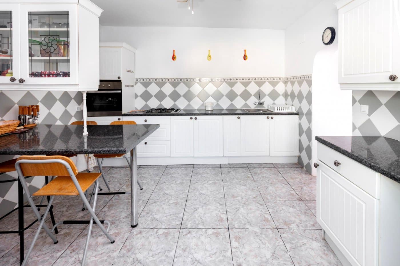 4 soveværelse Byhus til salg i Cortes de Baza med swimmingpool - € 155.000 (Ref: 6863935)