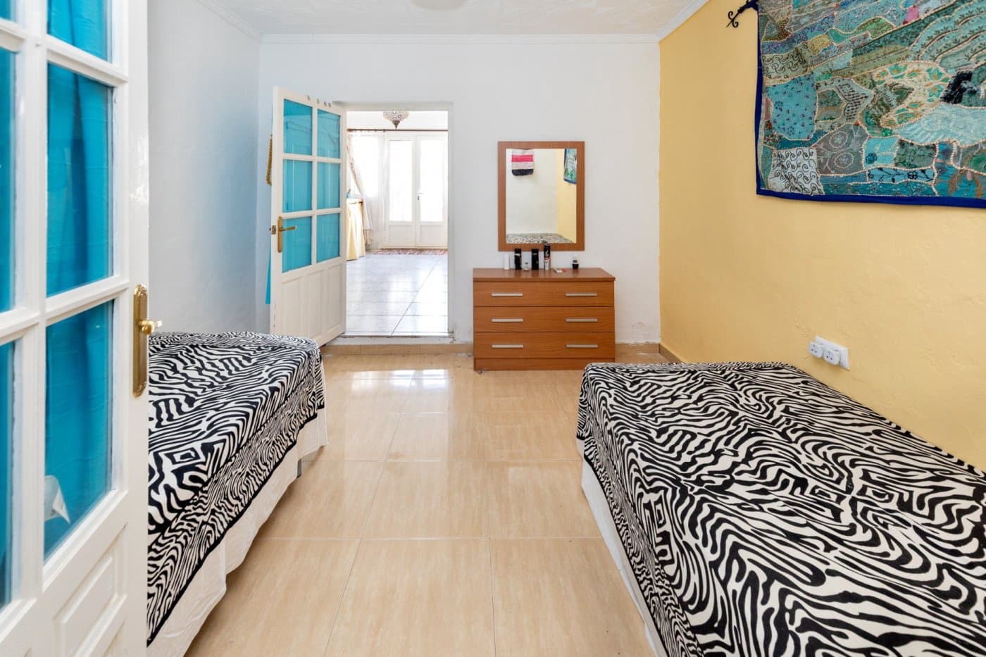 4 soveværelse Byhus til salg i Cortes de Baza med swimmingpool - € 155.000 (Ref: 6863935)