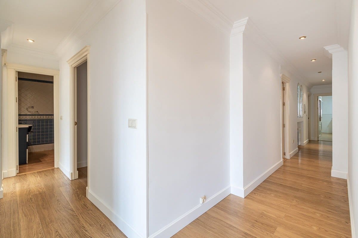 6 soveværelse Lejlighed til salg i Granada by - € 615.000 (Ref: 6864005)