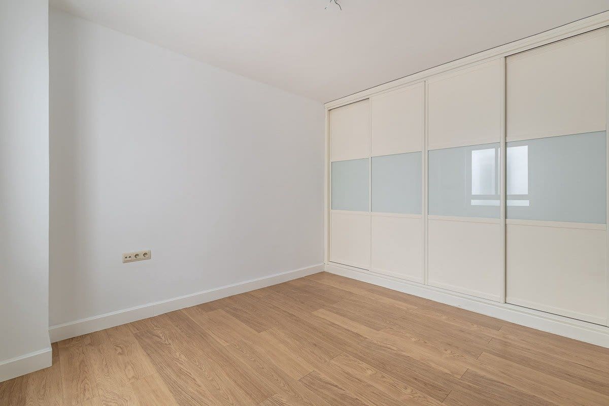6 soveværelse Lejlighed til salg i Granada by - € 615.000 (Ref: 6864005)
