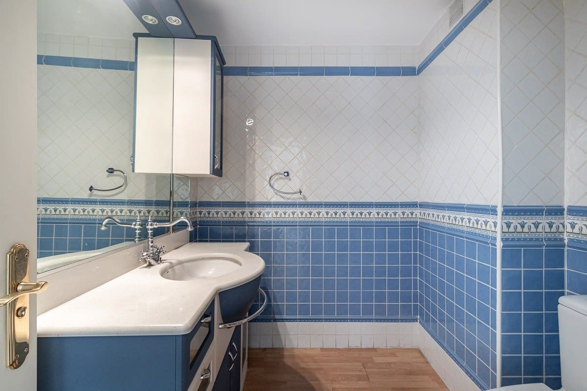 6 soveværelse Lejlighed til salg i Granada by - € 615.000 (Ref: 6864005)