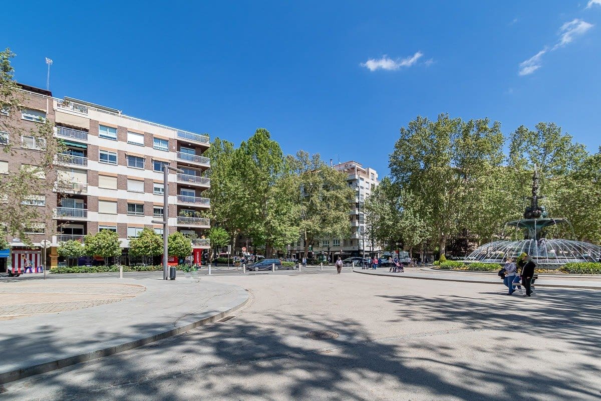 6 soveværelse Lejlighed til salg i Granada by - € 615.000 (Ref: 6864005)