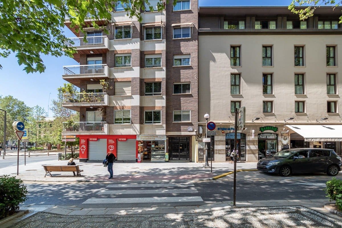 6 soveværelse Lejlighed til salg i Granada by - € 615.000 (Ref: 6864005)