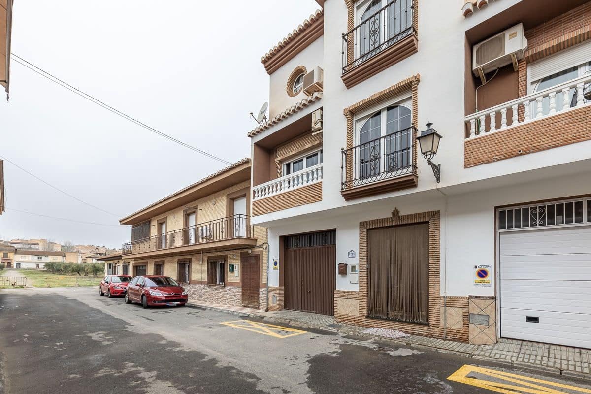 4 Zimmer Haus zu verkaufen in Las Gabias mit Garage - 179.000 € (Ref: 7451193)