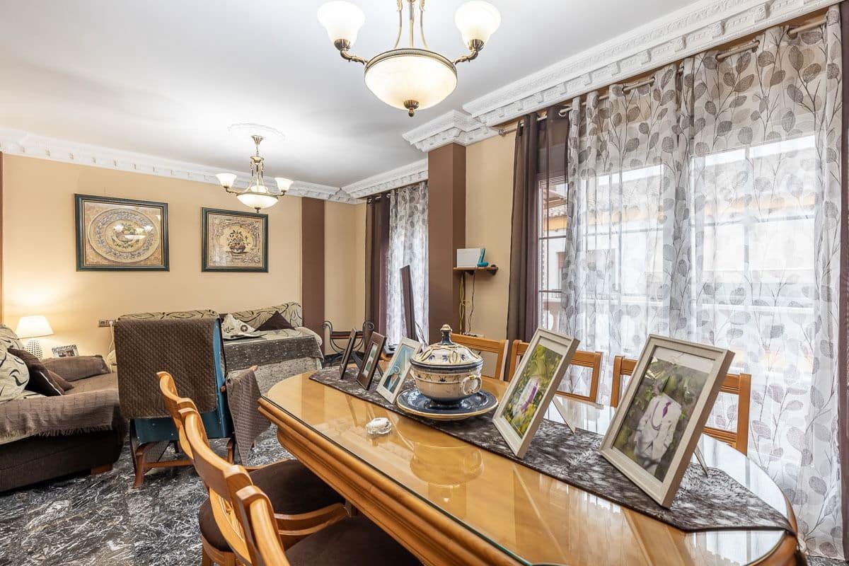 4 Zimmer Haus zu verkaufen in Las Gabias mit Garage - 179.000 € (Ref: 7451193)