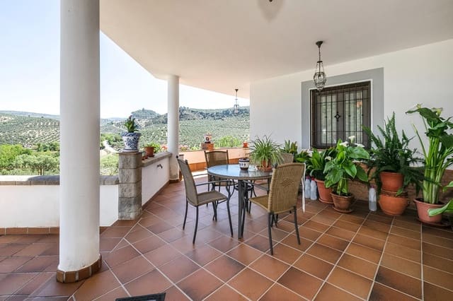 5 soveværelse Finca/Landehus til salg i Montefrío med swimmingpool garage - € 790.000 (Ref: 7520584)