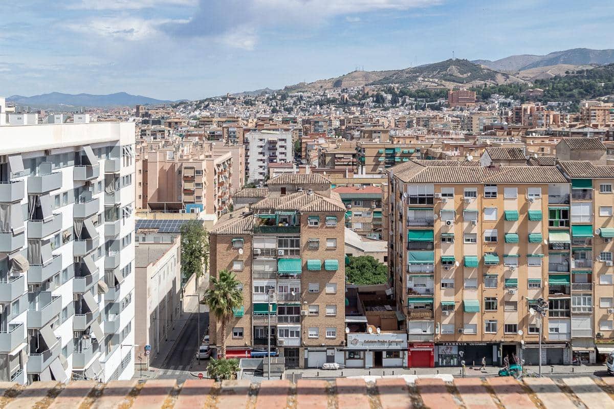 2 quarto Apartamento para venda em Granada cidade - 169 000 € (Ref: 7553205)