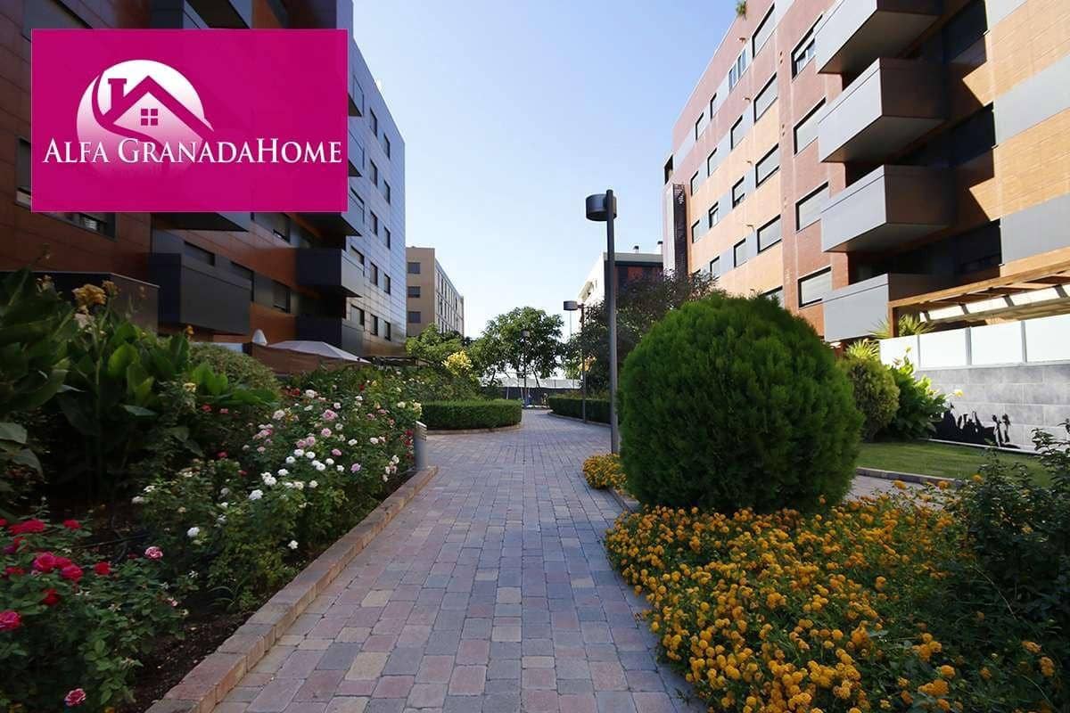 2 soverom Leilighet til leie i Granada by med svømmebasseng - € 900 (Ref: 7887685)