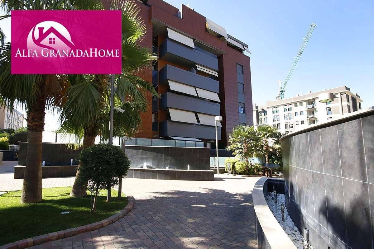 2 soverom Leilighet til leie i Granada by med svømmebasseng - € 900 (Ref: 7887685)