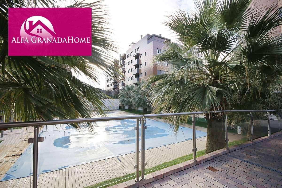 2 soverom Leilighet til leie i Granada by med svømmebasseng - € 900 (Ref: 7887685)