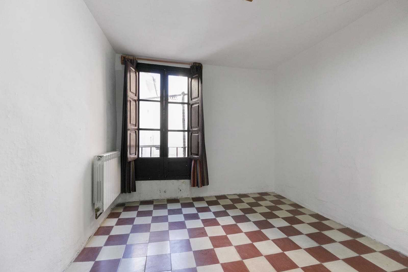 7 soverom Hus til salgs i Granada by med garasje - € 695 000 (Ref: 8109375)