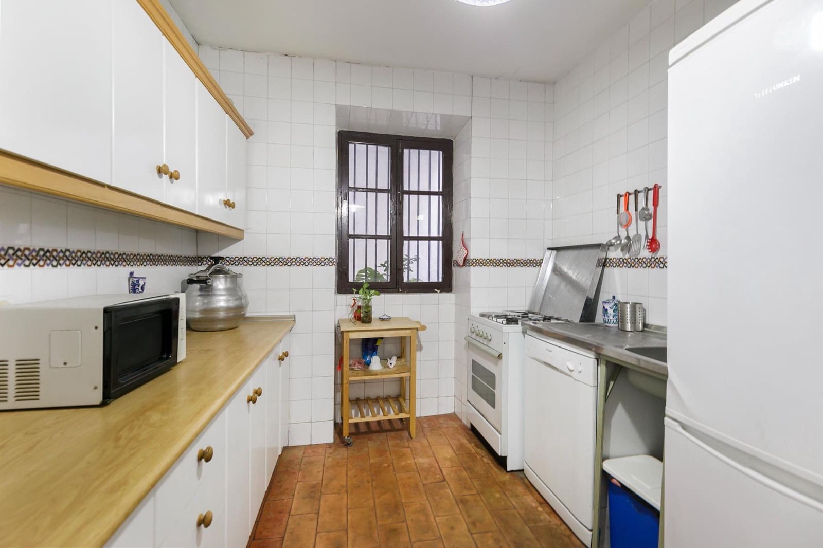 7 soverom Hus til salgs i Granada by med garasje - € 695 000 (Ref: 8109375)