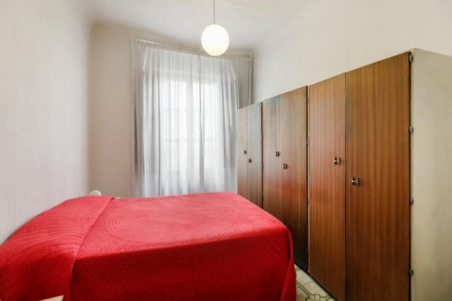 7 soveværelse Byhus til salg i Granada by med garage - € 695.000 (Ref: 8109375)